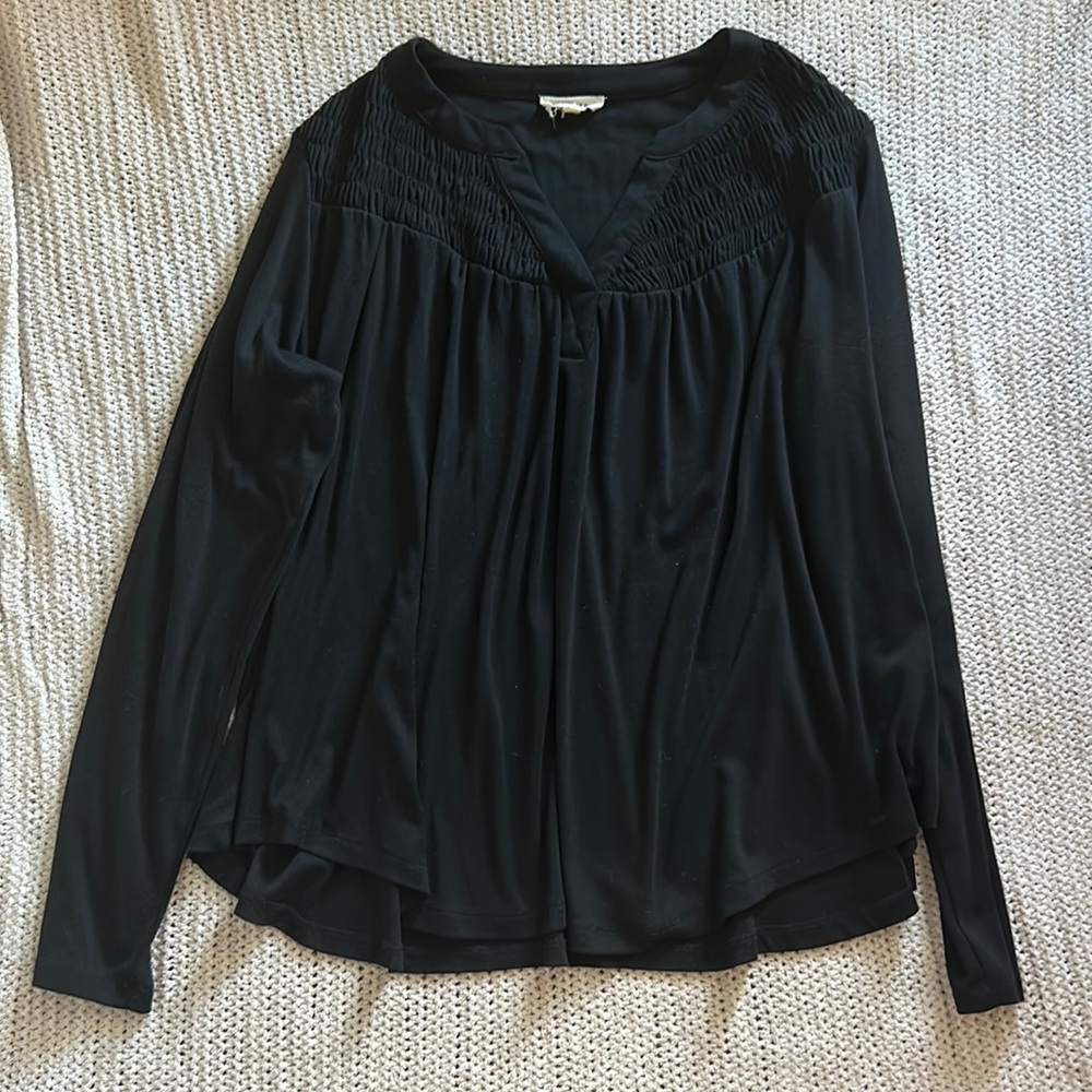 Main Strip Flowy Smocked Neck Top